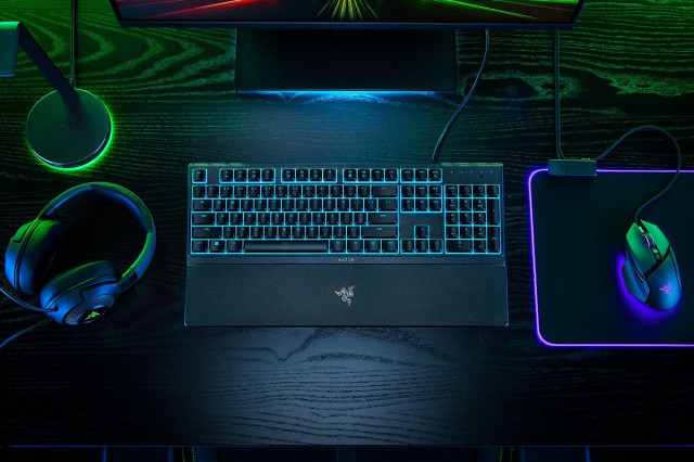 Razer Ornata V3 X Gamer Billentyűzet - Angol kiosztás