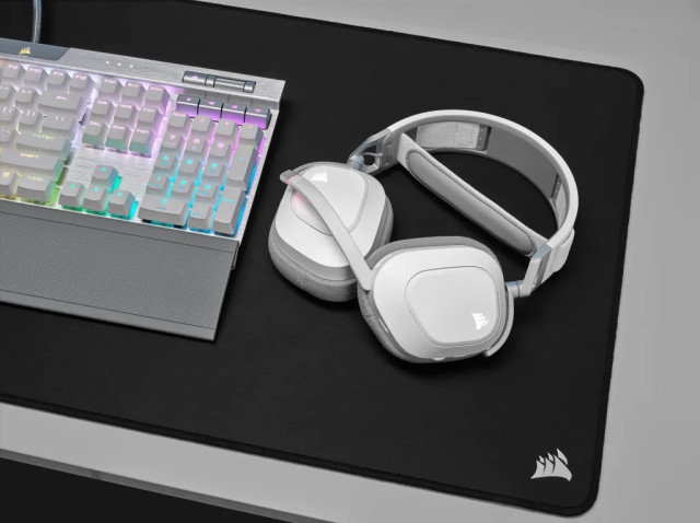 Corsair HS80 Vezeték Nélküli Gamer Headset