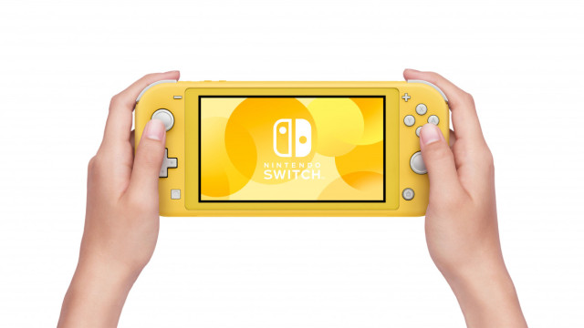 Nintendo Switch Lite Sárga játékkonzol