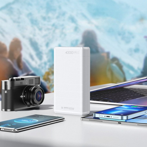 Remax Dinba Series gyorstöltő Powerbank 40000mAh - Fehér