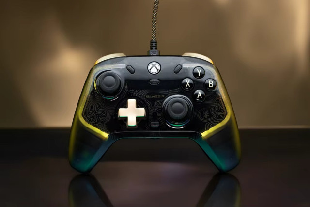 GameSir Kaleid Flux Vezetékes Xbox & PC Kontroller - Átlátszó