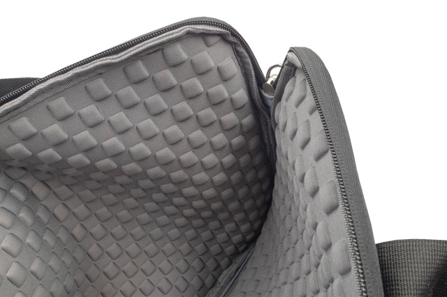 Stride Impact Laptop táska 17,3" - Fekete