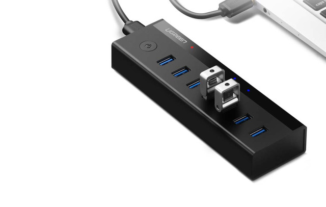 Ugreen 40522 7 az 1-ben USB HUB