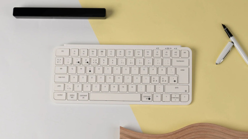 Keychron B1 Pro Scissor Switch Vezeték Nélküli Mechanikus Billentyűzet - Fehér - Magyar Kiosztás!