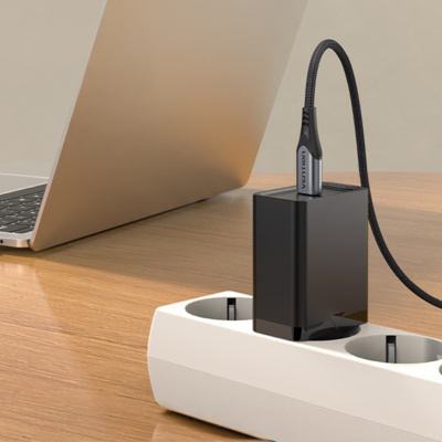 Vention FAIB0-EU USB-C Gyorstöltő Hálózati Adapter 30W - Fekete