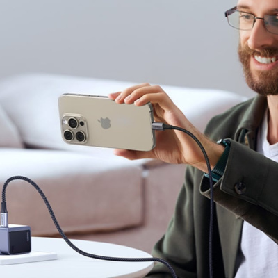 UGREEN Nexode Air USB-C Gyorstöltő Hálózati Adapter 30W - Szürke