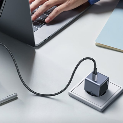 UGREEN Nexode Air USB-C Gyorstöltő Hálózati Adapter 30W - Szürke