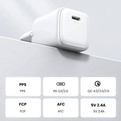 UGREEN 15326 Nexode Mini USB-C Gyorstöltő Hálózati Adapter 30W - Fehér