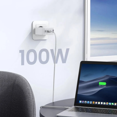 UGREEN Nexode 15337 USB + USB-C GaN Gyorstöltő Hálózati Adapter 100W - Fehér
