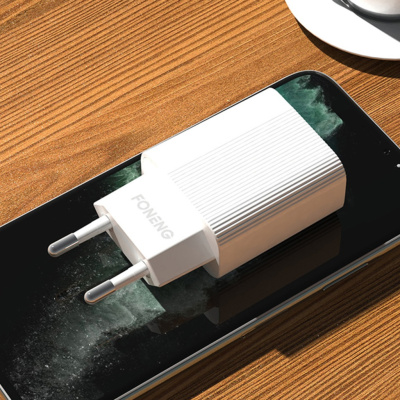 Foneng EU28 USB Gyorstöltő Hálózati Adapter + USB-C Kábel