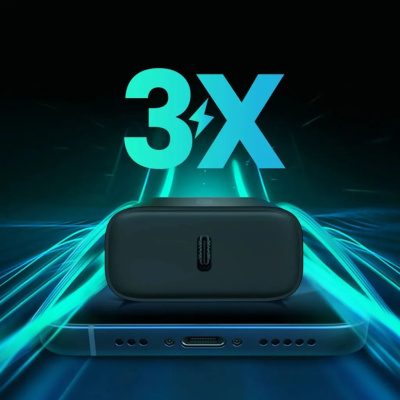 UGREEN USB-C Gyorstöltő hálózati Adapter 20 W - Fekete