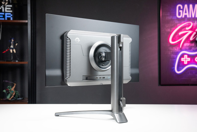 Titan Army G27P8 QD-OLED Gamer Monitor 240Hz - 26,5"