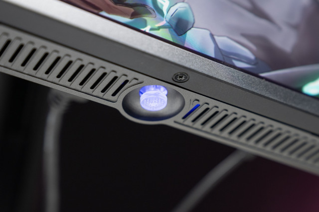Titan Army G27P8 QD-OLED Gamer Monitor 240Hz - 26,5"
