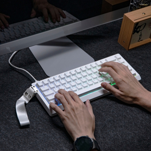 Epomaker HE68 Lite Magnetic Switch Mechanikus Gamer Billentyűzet - Fehér