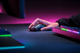 Razer DeathAdder V2 Pro Wireless gaming egér és dokkoló