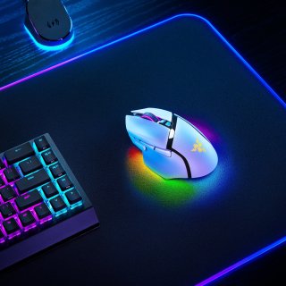 Razer Basilisk V3 Pro Vezeték Nélküli Gamer Egér - Fehér