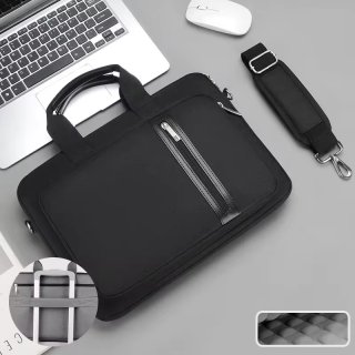Stride Impact Laptop táska 17,3" - Fekete