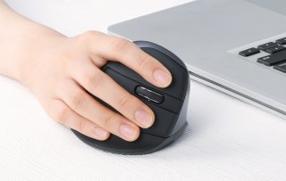 Delux M618Mini DB vezeték nélküli vertikális egér Bluetooth + 2.4GHz - Fekete
