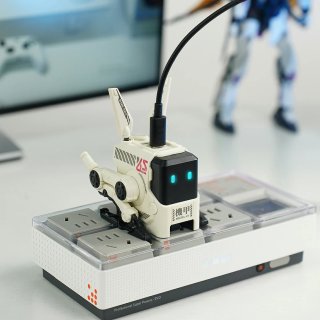 GravaStar Alpha 65W GaN Gyorstöltő - War Damaged Version - Fehér