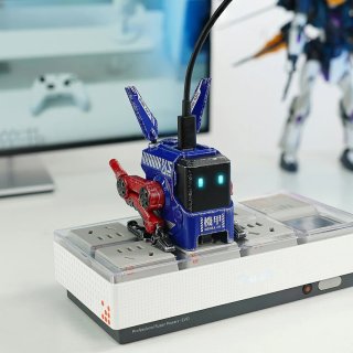 GravaStar Alpha 65W GaN Gyorstöltő - War Damaged Version - Kék