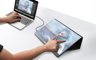 Arzopa A1T Érintőképernyős Hordozható Monitor - 15,6"