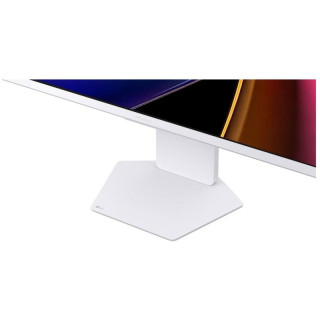 LG UltraGear 32G810SA-W 4K Gamer Monitor 144Hz - 31.5"