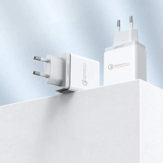 UGREEN CD122 USB Gyorstöltő Hálózati Adapter 18W - Fehér