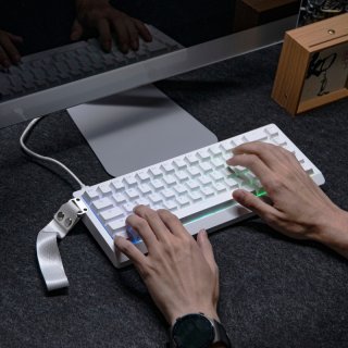 Epomaker HE68 Lite Magnetic Switch Mechanikus Gamer Billentyűzet - Fehér