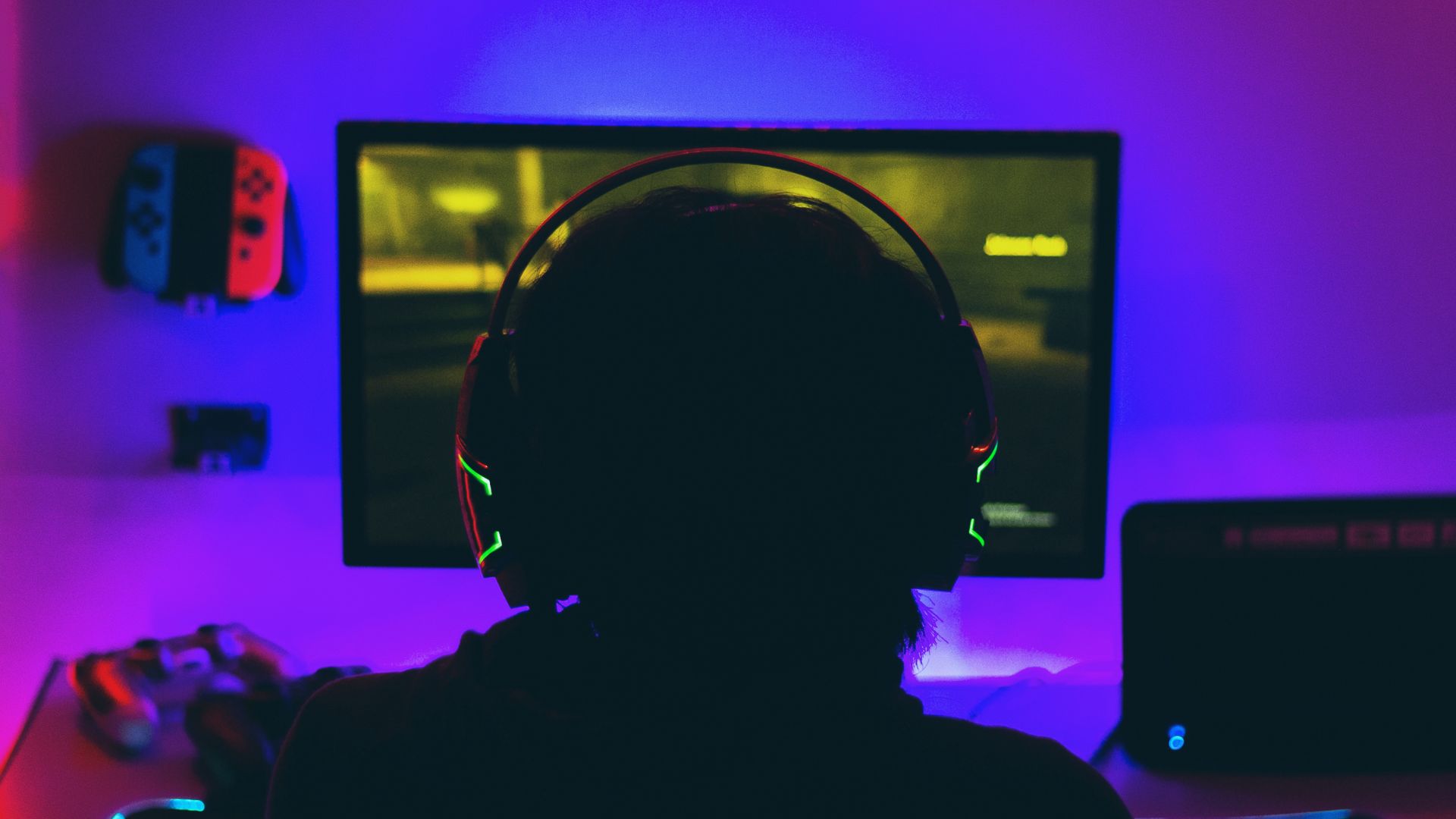 Nyári játékmaraton szervezése: 24 órás stream vagy LAN-party tippek